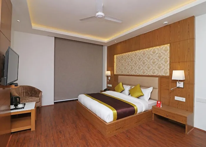 Capital O Hotel Star Inn Near Chhatarpur Metro Station