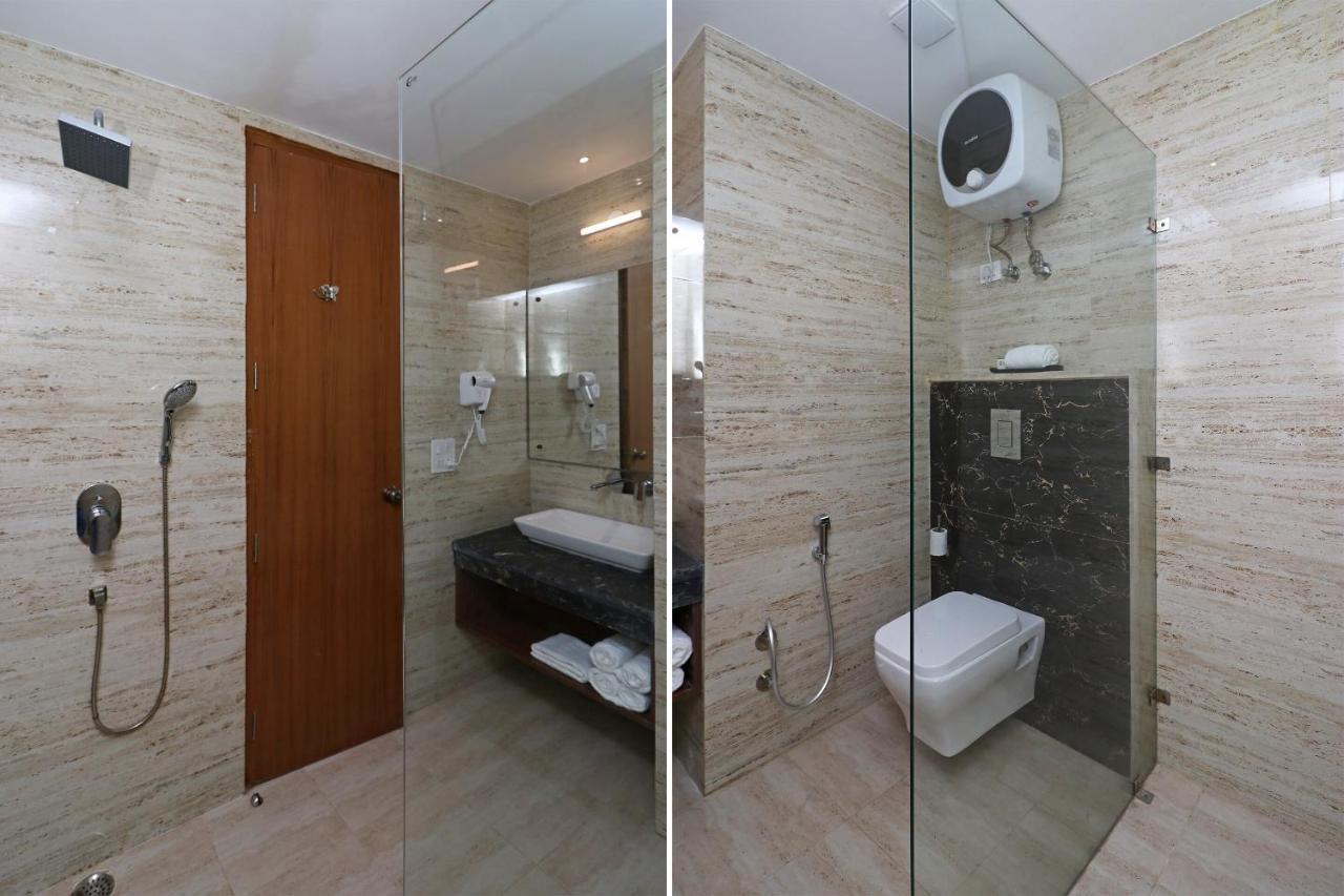 Capital O Star Near Chhatarpur Metro Station Hotel